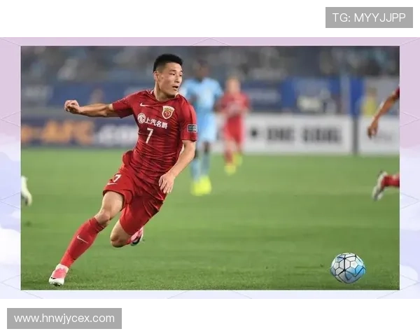 中国足球新星崛起10号球员引领未来赛场风潮