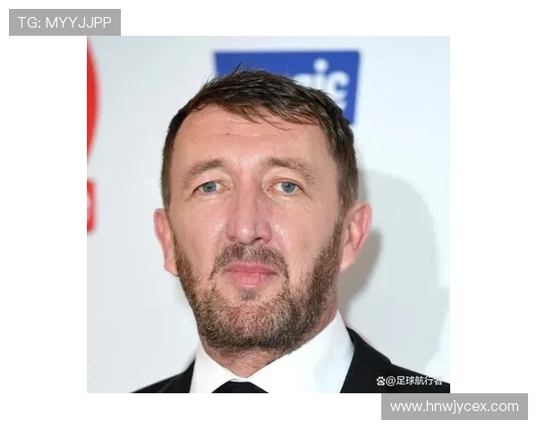 傻大个足球明星的成长之路与场上风采的完美结合