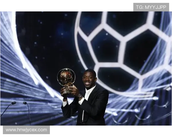 全球足球巨星男球员的辉煌历程与传奇故事探秘