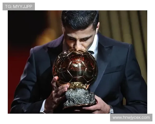 足球明星荣获最佳球员奖项瞬间男生们的热情与期待