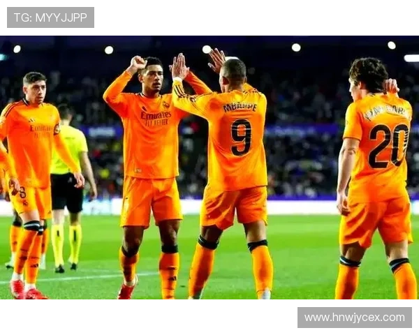 足球场上的锋线杀手最能进攻的明星球员盘点与分析